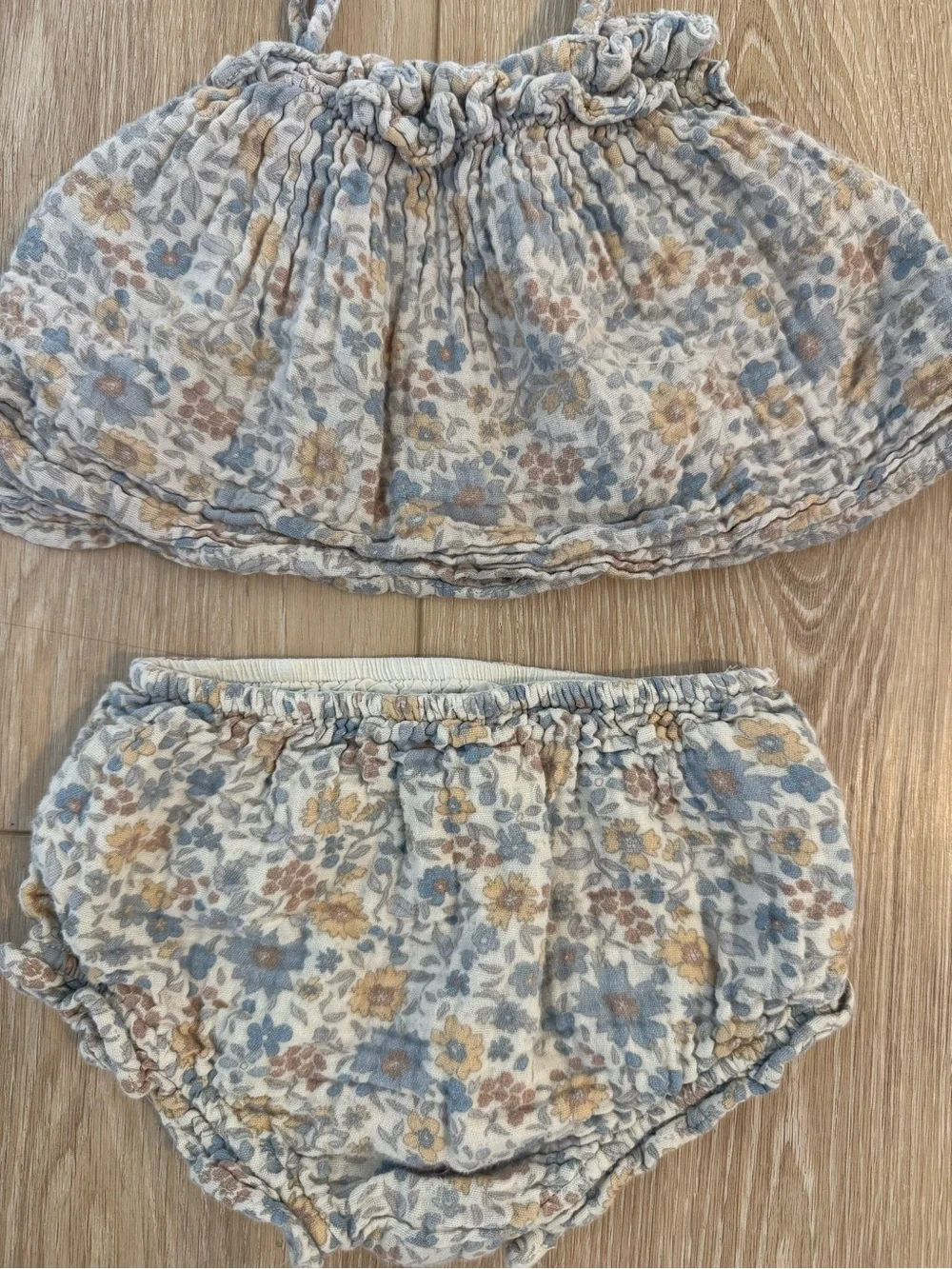 Rylee + Cru Floral Two-Piece Set - Blue & Tan